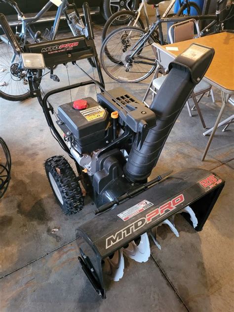 Mtd pro snowblower. Featuring a powerful 4-cycle 208cc OHV engine, this 22-inch snow thrower eliminates the need of mixing oil and gas. This snowblower is easy to maneuver as it comes with a self-propelled drive system with just one forward speed. 
