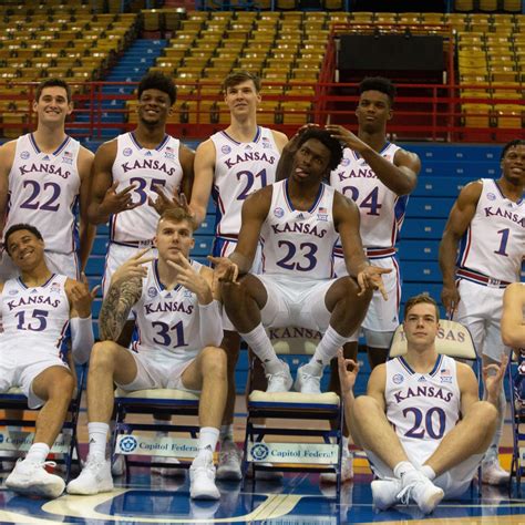 Jayhawks head coach Bill Self will see a new face leading the opposing side in first-year Tigers coach Dennis Gates. And while Kansas (8-1) is ranked No. 6 in the nation, Missouri (9-0) has yet to .... 