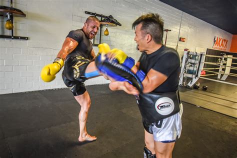 Muay Thai, Kickboxing, Academy