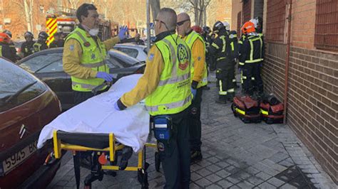 Mueren 3 personas y otras resultan heridas en incidentes relacionados en Inglaterra
