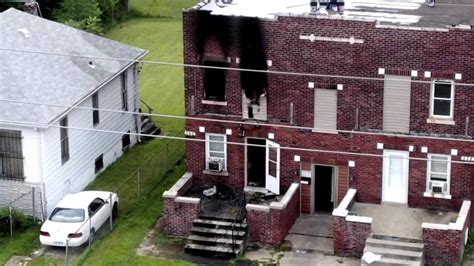 Mueren 5 personas, incluidos dos menores, en incendio en una casa rural de Carolina del Norte