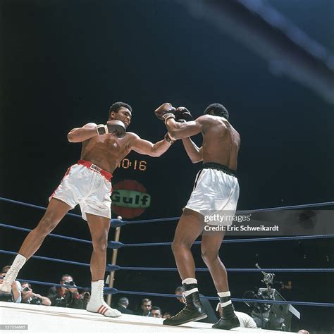 Muhammad Ali vs. Ernie Terrell - 1967(HD) - YouTube