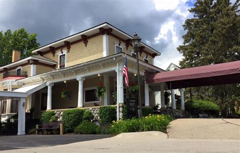 Muir funeral home romeo.  548 likes.  With a team of dedicated profession...