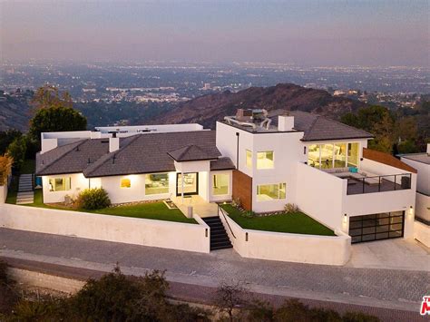 Mulholland Drive - Los Angeles CA Real Estate - Zillow