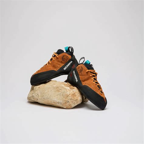 Multi pitch climbing shoes.  But a Multi-Pitch Sport Climbing.  The first thing I noticed a...