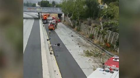 Multi-car crash closes southbound 110 Freeway in Highland Park