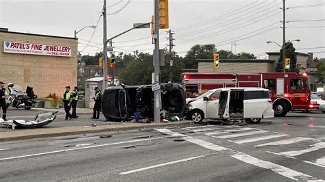 Multi-vehicle crash in Etobicoke sends 4 to hospital with serious injuries