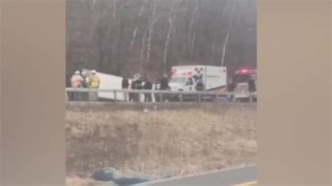 Multiple injured, one dead in bus rollover on I-87