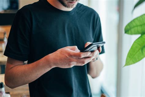 Multitaskers Should Avoid Low Memory Budget Phones