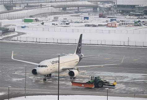 Munich Airport suspends all flights on Tuesday morning due to freezing rain