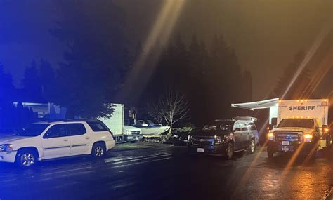 Dec 4, 2023 · Five people were found dead in a Vancouver, Washington, home on Sunday in an apparent murder-suicide, authorities said. A person called the Clark County Sheriff's Office requesting a welfare check ... . 