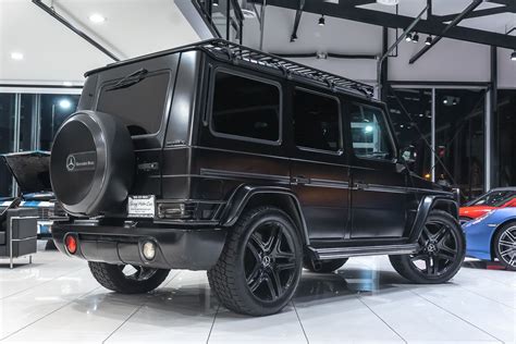 We find ourselfes in a crazy murdered out beast th