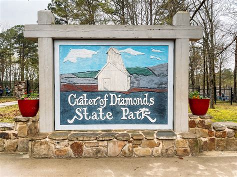 Murfreesboro crater of diamonds. Crater of Diamonds State Park. 209 State Park Rd, Murfreesboro, AR 71958. Monday, April 8 2024 8:00 AM — 4:00 PM CDT. Get Tickets. One day admission to the diamond search area. Be sure to read the description of each ticket type. All tickets will be verified at the entrance of the park. Admission fee does not include tool rental or other ... 