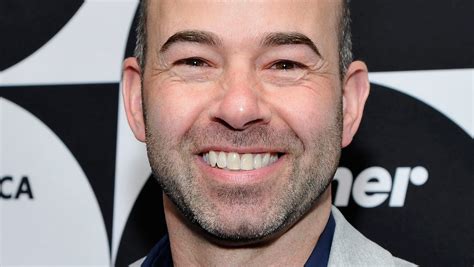 Murr. James Stephen "Murr" Murray (born May 1, 1976) is an American improvisational comedian, author, and actor from New York. He is a member of The Tenderloins, a comedy troupe also consisting of Brian Quinn, Sal Vulcano, and formerly Joe Gatto.Along with the other members of The Tenderloins, he stars in the television … 