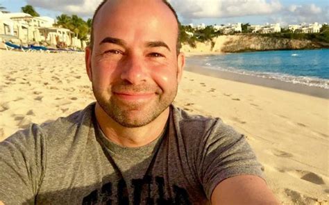 Murr impractical jokers net worth. Oct 19, 2022 · The Impractical Jokers net worth is expected to be $5 million by the end of 2022. For many years, Staten Island’s most famous residents were just regular small-town pranksters, including James Murray, Sal Vulcano, Joseph Gatto, and John Mulder. 