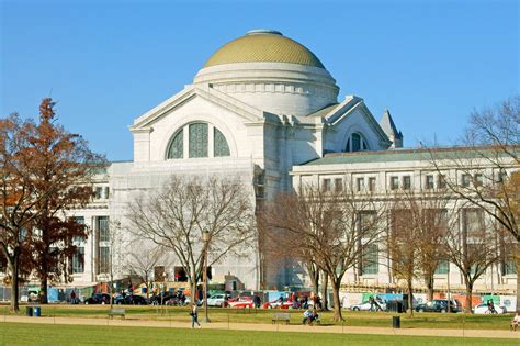 The National Museum of Natural History (NMNH) is located in Washin