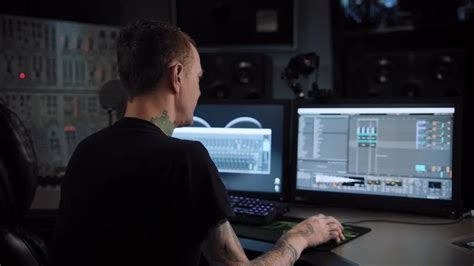 Music production masterclass.  Teaches Electronic Music Production 6 hours ...