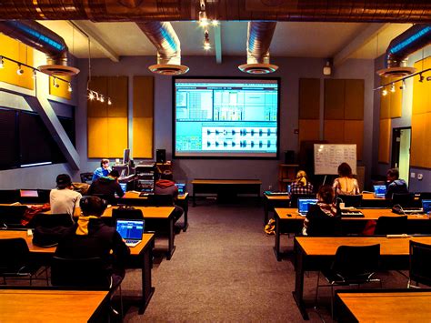 The UNLV Recording Studio is a large-scale professional recording studio that features state-of-the art technology to both students and the community.. 