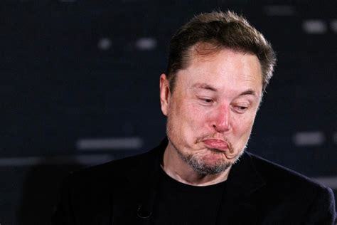 Musk tells advertisers 'go f*** yourself', but apologizes for endorsing antisemitic tweet
