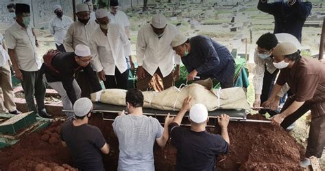 Muslim burial vertical.  Generally there will be guidelines for type, size, an...