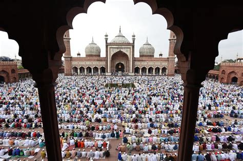Muslims celebrate Eid al-Fitr holiday with feasts, prayers