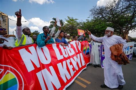Muslims in Kenya protest at Supreme Court over its endorsement of LGBTQ right to associate
