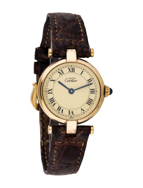 Must de cartier watch. Strongly influenced by the exceptional style of Louise Cartier, the Must 21 collection marked the start of a new period in the history of Cartier. 