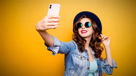 Mutluluk Pozları Profiles Facebook.