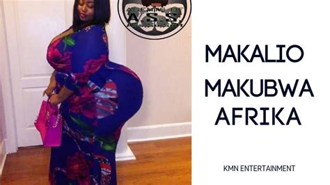 Mwanamke aweka chupa ya soda matako. .  ...