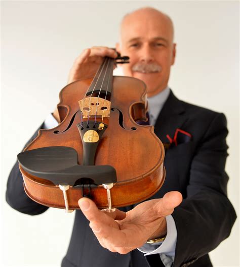 Best Acoustic Viola: Maple Leaf Strings Lucienne. Best Electric Viola: NS Design CR Series. Best Children’s Viola (Violin): Knilling 110VN Sebastian Series. SEE THE FULL LIST. Both students and professionals need the best instrument they can get their hands on to motivate them in their musical journey.. 