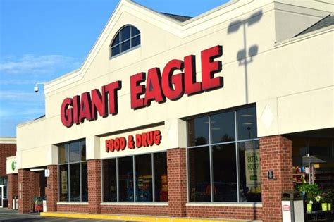 Human Resources At Giant Eagle we care about our Team Members and Guests and our HR professionals have a flair and passion for nurturing people and their careers. Come help us grow our business and teams. Apply now Marketing. 
