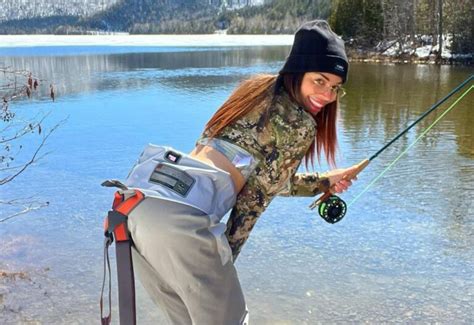 Myla del.rey ice fishing. Myla Del Rey Ice Fishing Girl Age and Height. The actual age of Myla Del Rey is not mentioned anywhere, but most reports claim that she might be 23 years old. Multiple reports claim Myla Del Rey has a height of 5 feet and 7 inches. However, these claims were supposedly false as she posted a reel video of her trying a white dress and captioned ... 