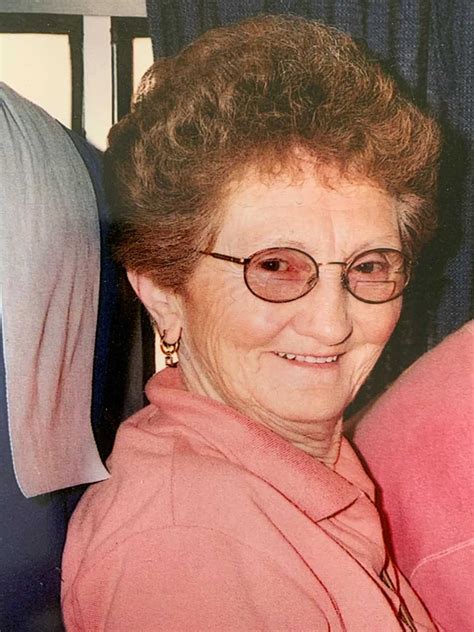 Myrtle Mary Obituary - Dignity Memorial