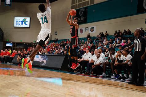 Myrtle beach invitational basketball. Jul 26, 2022 · The 2022 Myrtle Beach Invitational will take place at HTC Center on the campus of Coastal Carolina on November 17, 18, and 20. ... 11 college basketball events and a college softball event, which ... 