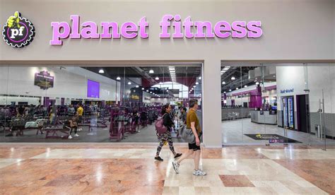 Número de planet fitness. Es por eso que en el club Planet Fitness Centennial Mall, Panamá we take care to make sure our club is clean and welcoming, our staff is friendly, and our certified trainers are ready to help. Whether you’re a first-time gym user or a fitness veteran, you’ll always have a home in our Judgement Free Zone®. 