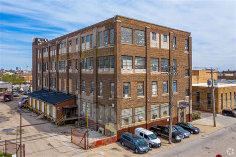The Avondale Retail Property at 3057 N Rockwell St, Chicago, IL 60618 is currently available. Contact Prairie Management & Development, Inc. for more information.. 