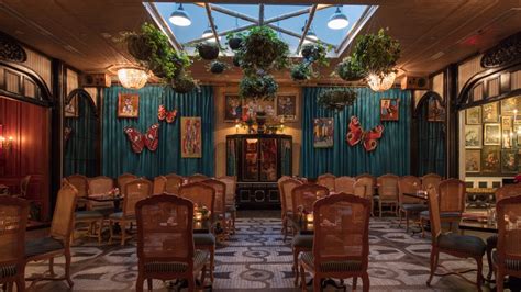 N7 restaurant in new orleans. Nov 27, 2018 · Originally opened as La Louisiane Hotel & Restaurant, it continued operating a restaurant through the 1990s, and for a good chunk of its existence, from the 1950s to the ’80s, it was owned by ... 