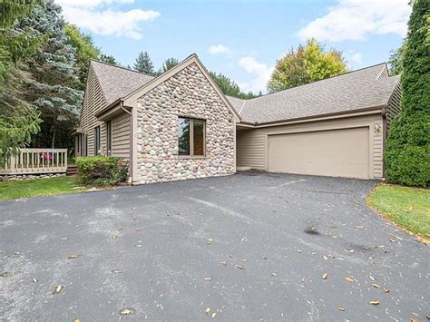 N81W13442 Golfway Dr, Menomonee Falls, WI 53051 Zillow