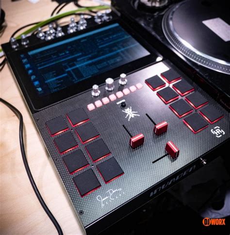 NAMM 2014: Thud Rumble TRX Scratch Mixer – Exclusive pics!