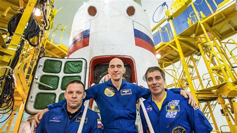 NASA astronaut, Russian cosmonauts launch to space - CNN