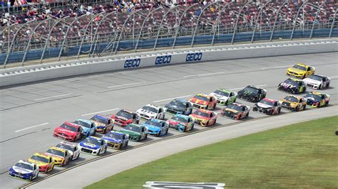 NASCAR to allow up to 5,000 fans at Talladega Cup race