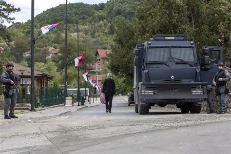 NATO equips peacekeeping force in Kosovo with heavier armament to have “combat power”