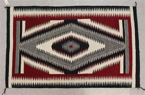 Navajo weaving - muktibox.com