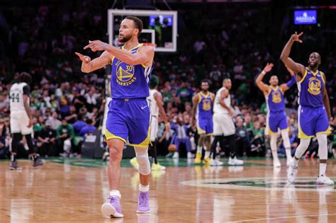 NBA playoffs live updates: In must-win Game 6, Warriors falling deeper into double-digit hole vs. Lakers