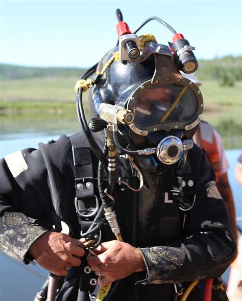 Necessary Equipment and Skills in Commercial Diving - raincitystudios.com