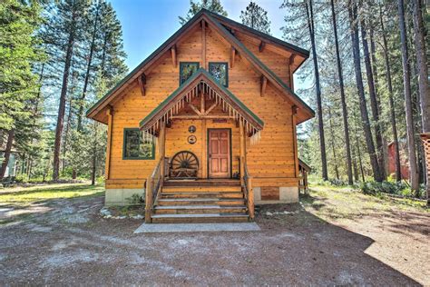 NEW! Secluded Leavenworth Cabin on the Chiwawa River! - Expedia.com