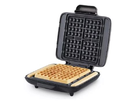 NEW - DASH Nonstick Belgian Waffle Maker - Biddergy