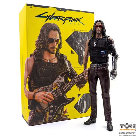 NEW HOT TOYS CYBERPUNK 2077 JOHNNY SILVERHAND KEANU …