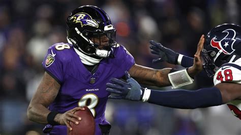 NFL Picks: Lamar Jackson, Ravens take control of AFC North, plus a prime-time Super Bowl rematch