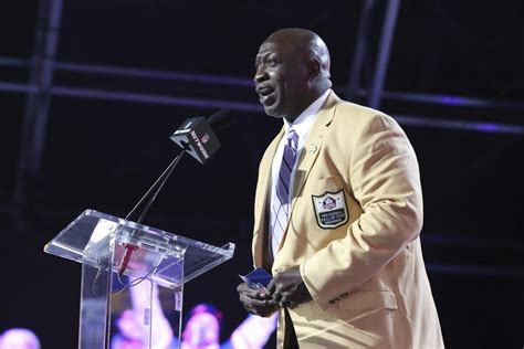 NFL aims to provide valuable resources to former players through its Legends Community